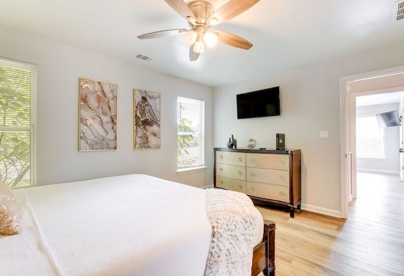 Spacious Atlanta Home ~ 2 Mi To Downtown!