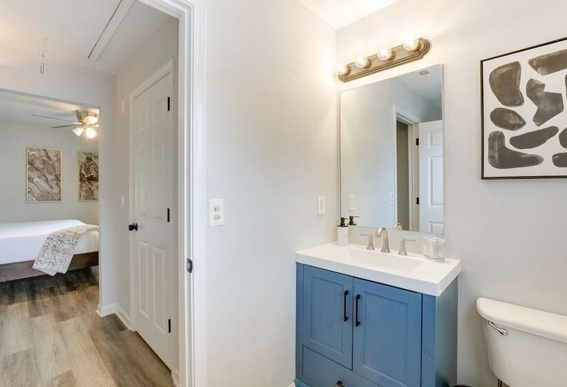 Spacious Atlanta Home ~ 2 Mi To Downtown!