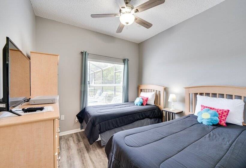 Kissimmee Home: Pool, Game Room & Lake Views!