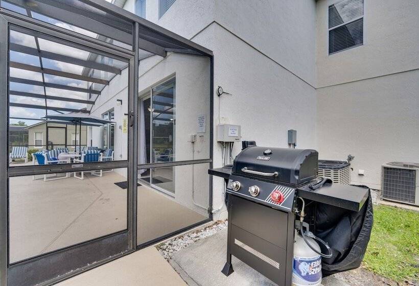 Kissimmee Home: Pool, Game Room & Lake Views!