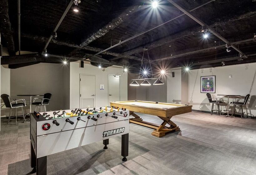 Upscale Condos And Penthouses Close To Canal & Bourbon St