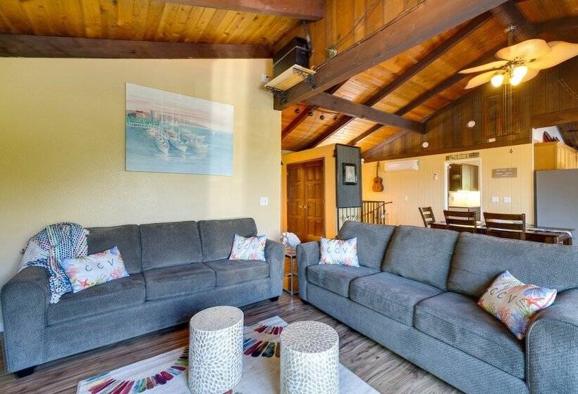 Private Hot Tub & Views: Lovely Waldport Home