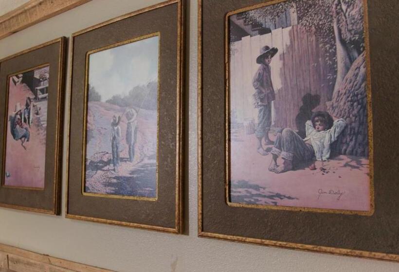 Arthur Murray S Motel