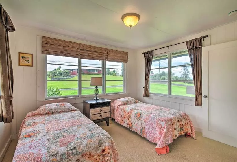 Hilo Home Base   3 Miles To State Park & Beach!