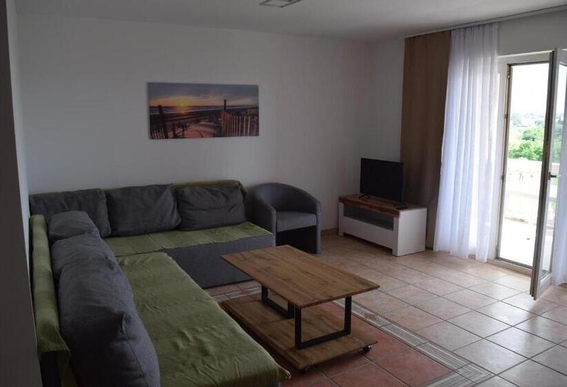 Отель Apartments Grgic