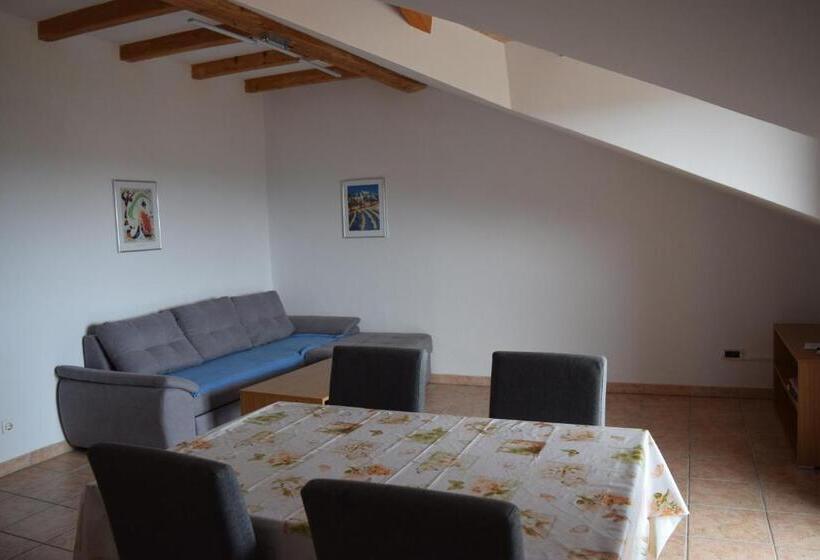 Отель Apartments Grgic