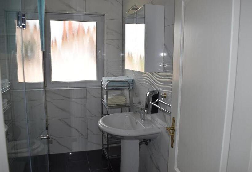 Отель Apartments Grgic