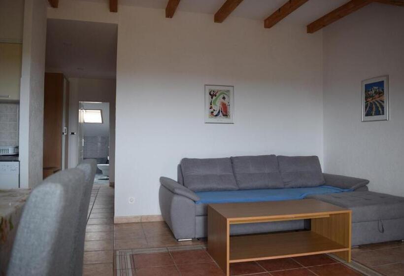 Отель Apartments Grgic