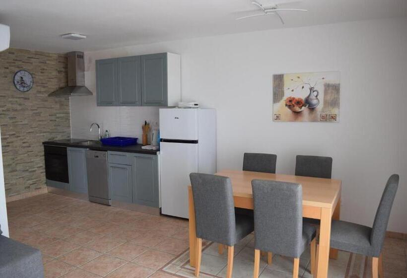 Отель Apartments Grgic