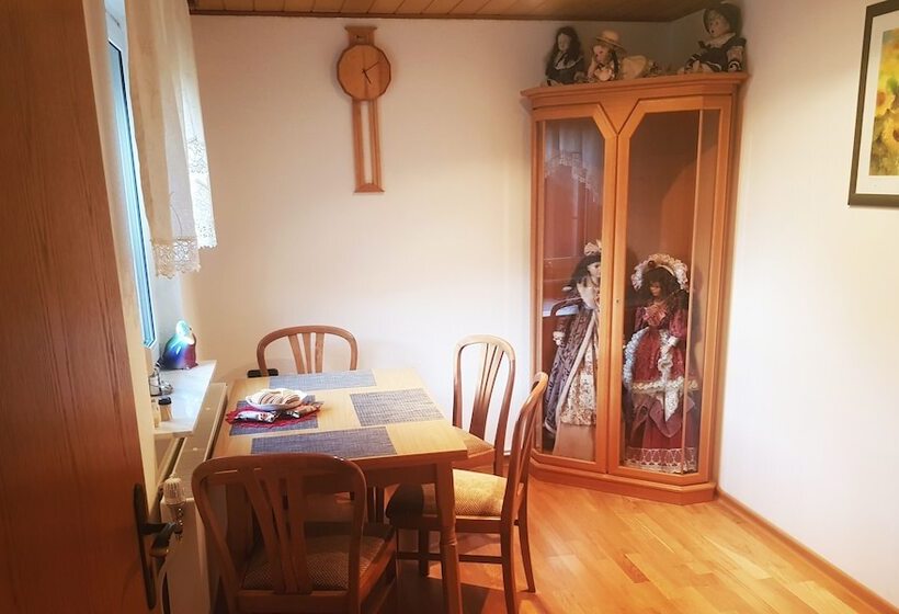 Отель Gasthaus Katrin