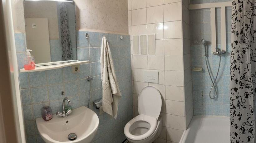 Отель Gasthaus Katrin