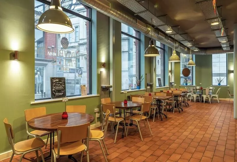 ホテル Kabannas Liverpool