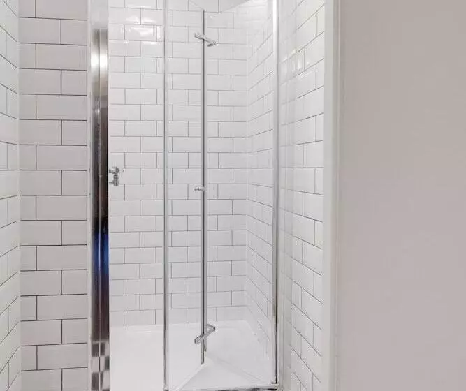 ホテル Kabannas Liverpool