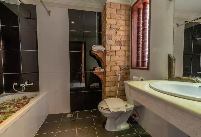 Hotelli Kings Luxury