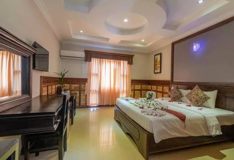 Hotelli Kings Luxury