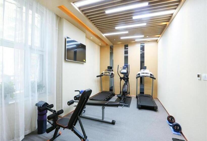 Lavande Hotels Urumqi Beijing Nan Road Railway Bureau Metro Station