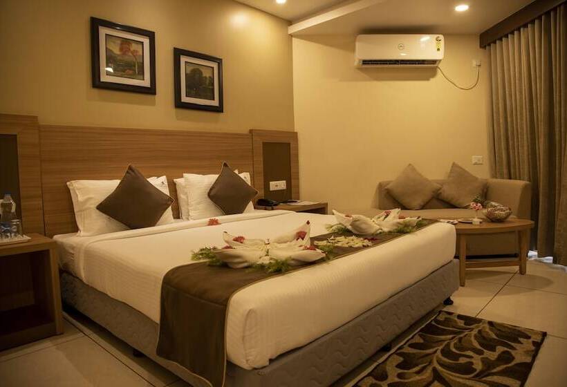 هتل Niladri Premium