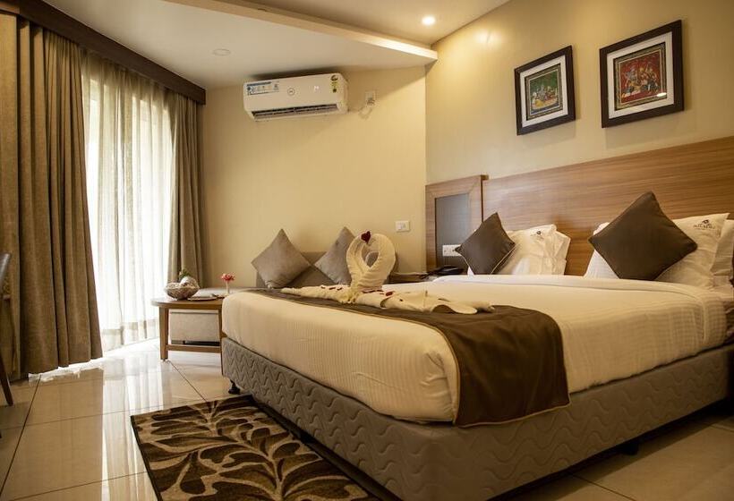 هتل Niladri Premium