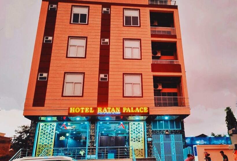 هتل Ratan Palace By Evara
