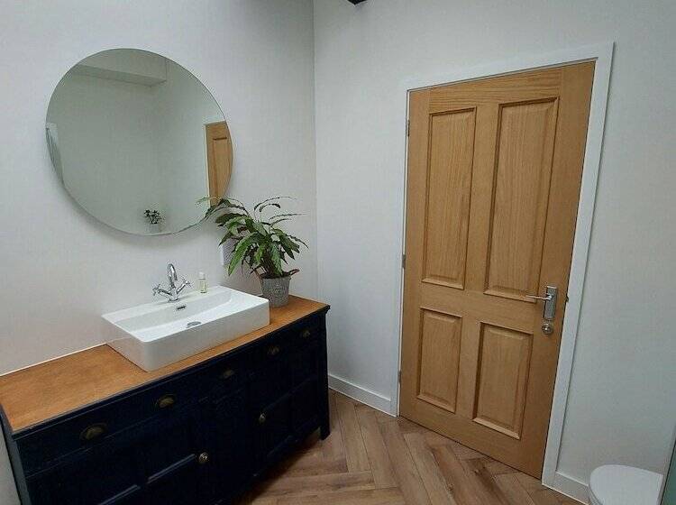 교외 호텔 Barn Conversion In Somerset