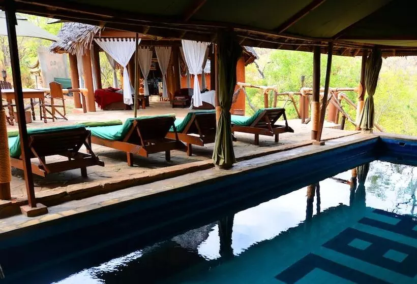 Hotelli Sable Mountain Lodge