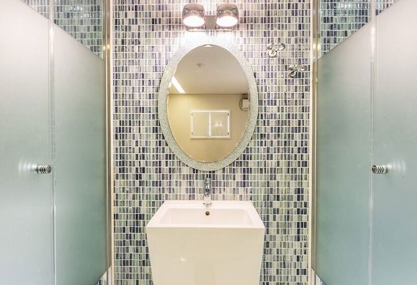 Отель Seongbuk Nabi