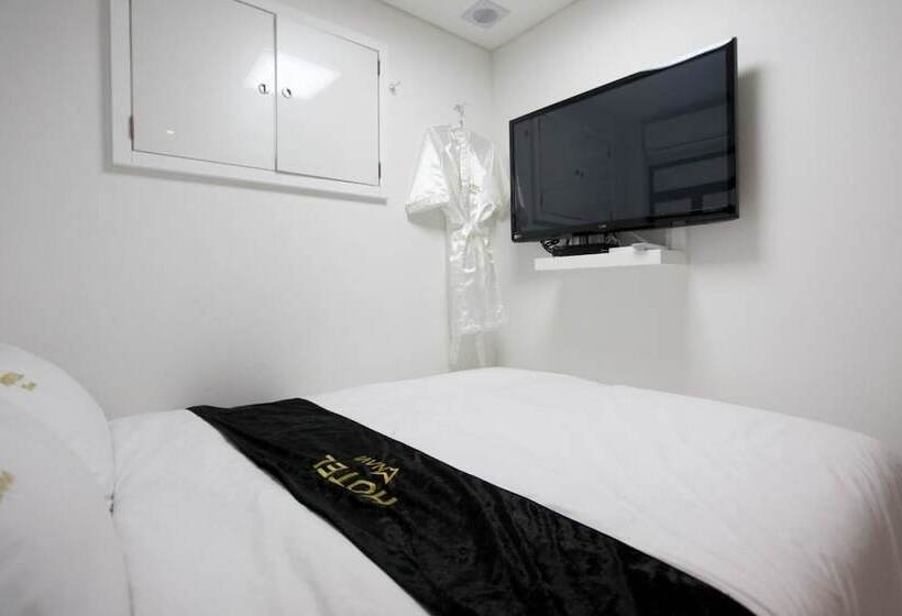 Отель Seongbuk Nabi