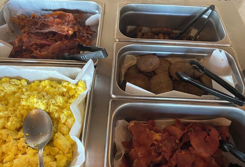 Отель Shady Cliff Resort