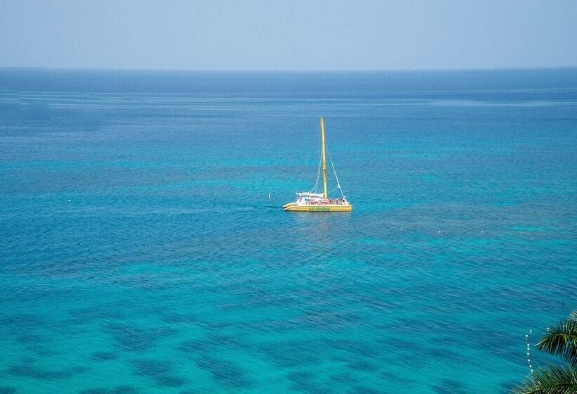 هتل Sky View Beach Studio Montego Bay Club