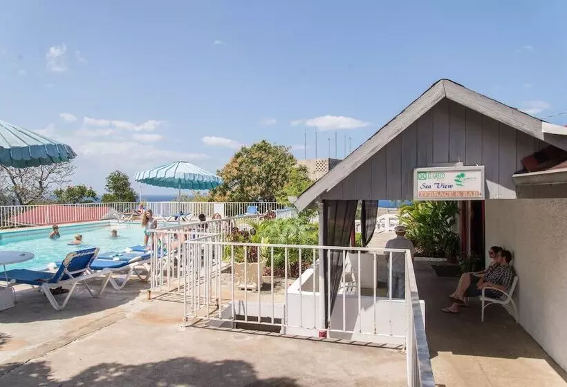 هتل Sky View Beach Studio   Montego Bay Club