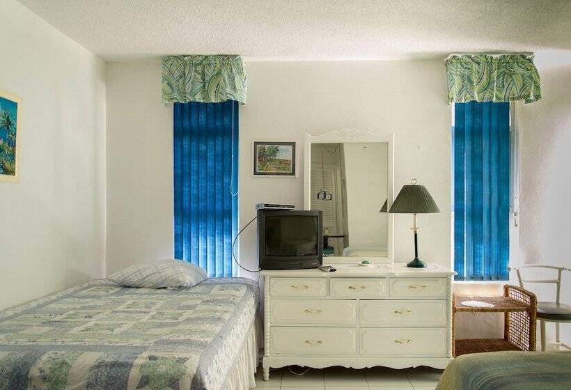 هتل Sky View Beach Studio Montego Bay Club