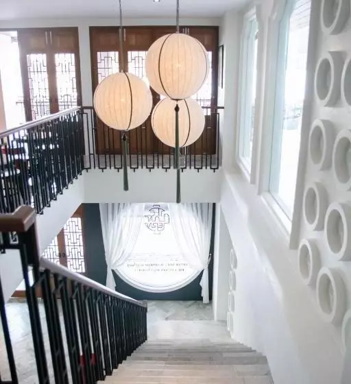 هتل The Lantern Hatyai