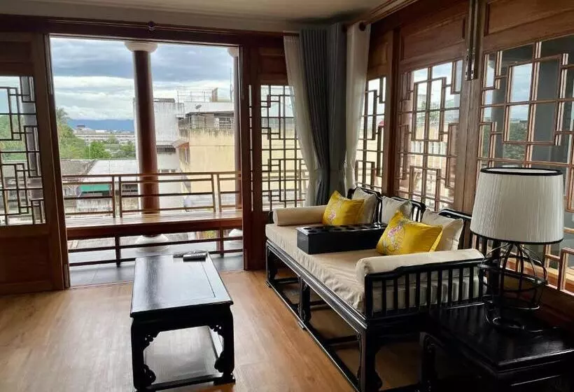 هتل The Lantern Hatyai