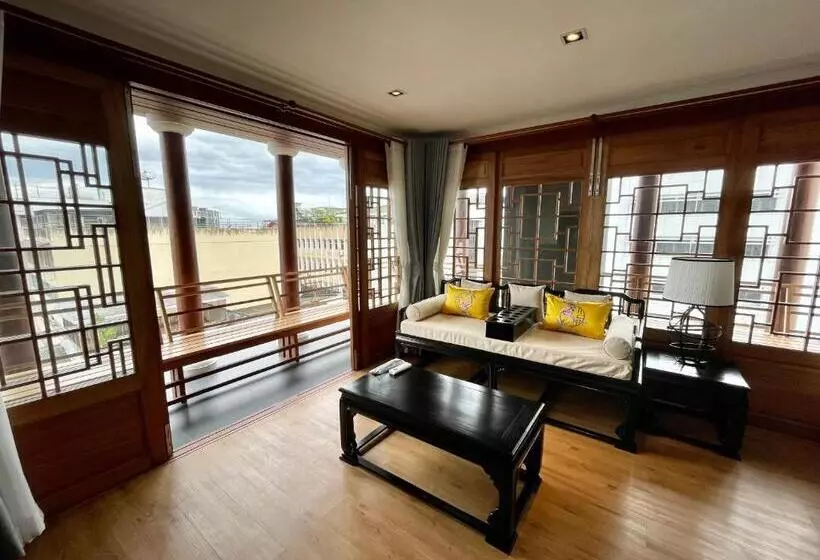 هتل The Lantern Hatyai