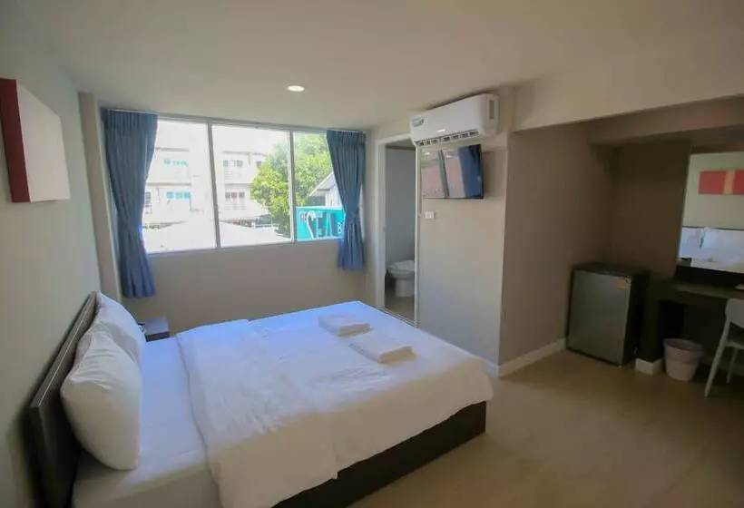 Hotelli The Sea Bangsaen