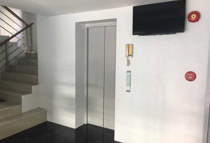 בית מלון כפרי Tyler Kathu