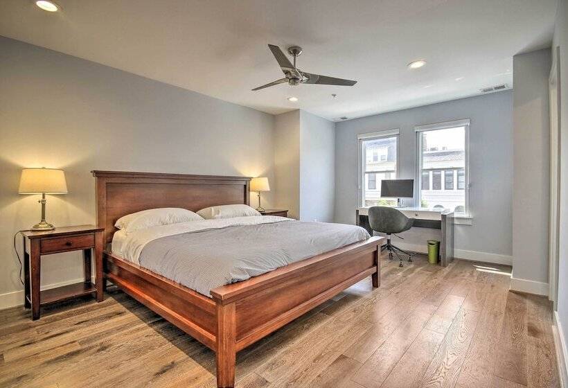 2 Mi To National Mall: Modern Dc Retreat W/ Patio