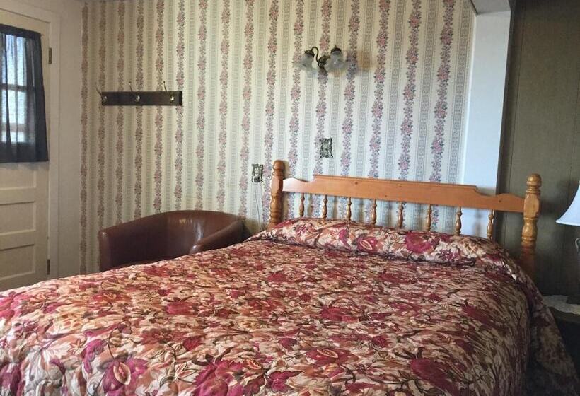 Мотель Carla S Inn