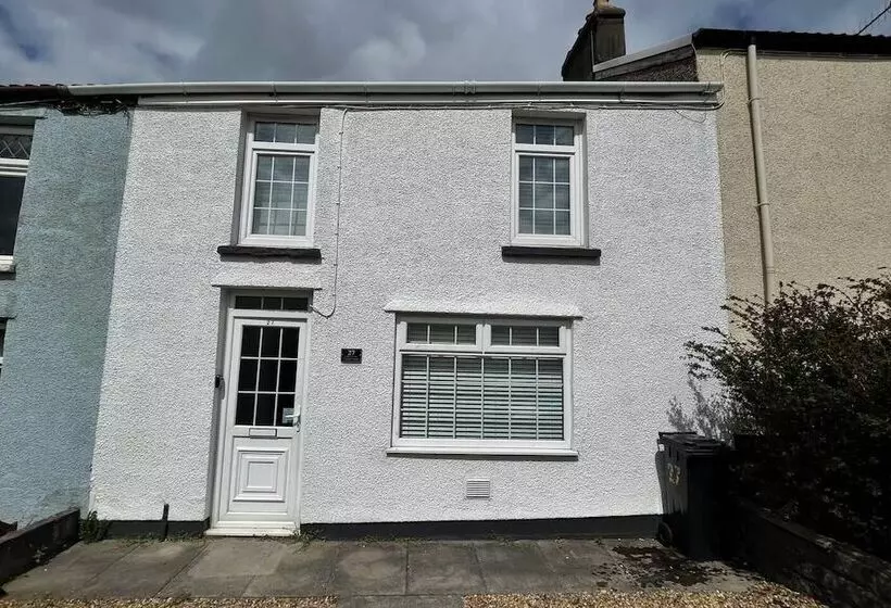 レジデンス Cozy 2 Bed Cottage In Merthyr, 5 Mins To Bike Park