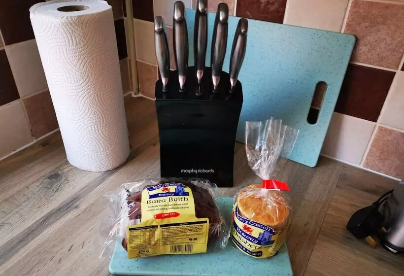 レジデンス Cozy 2 Bed Cottage In Merthyr, 5 Mins To Bike Park