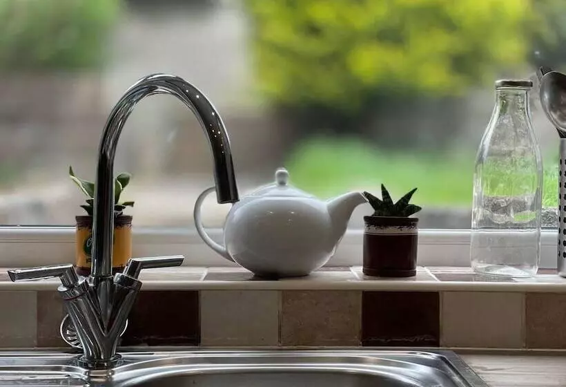 レジデンス Cozy 2 Bed Cottage In Merthyr, 5 Mins To Bike Park