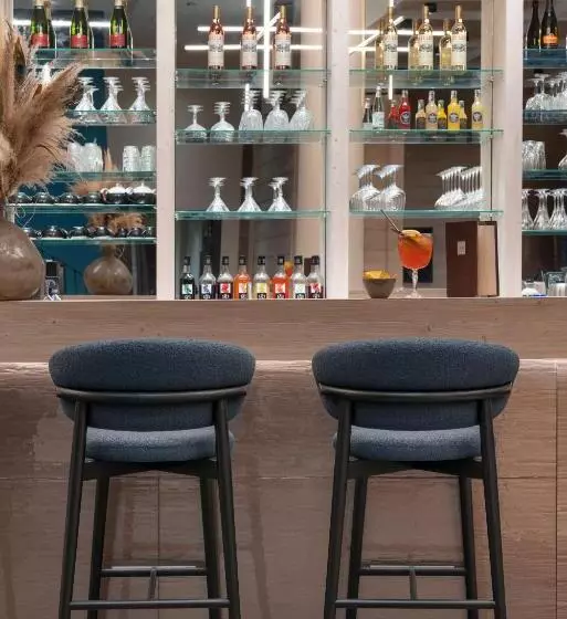 Mgm Hotels & Residences   Residence Manaka