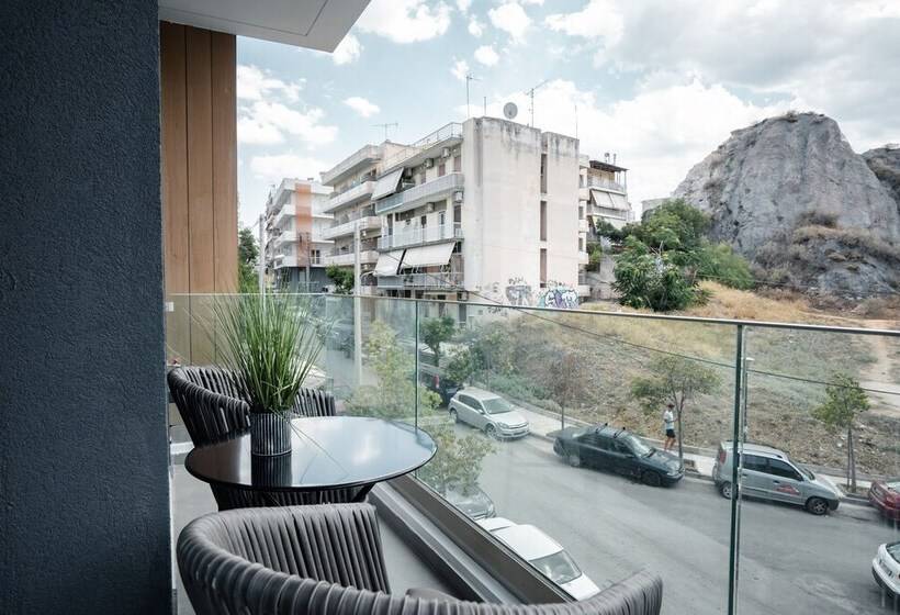 The Edge   Luxury Residences