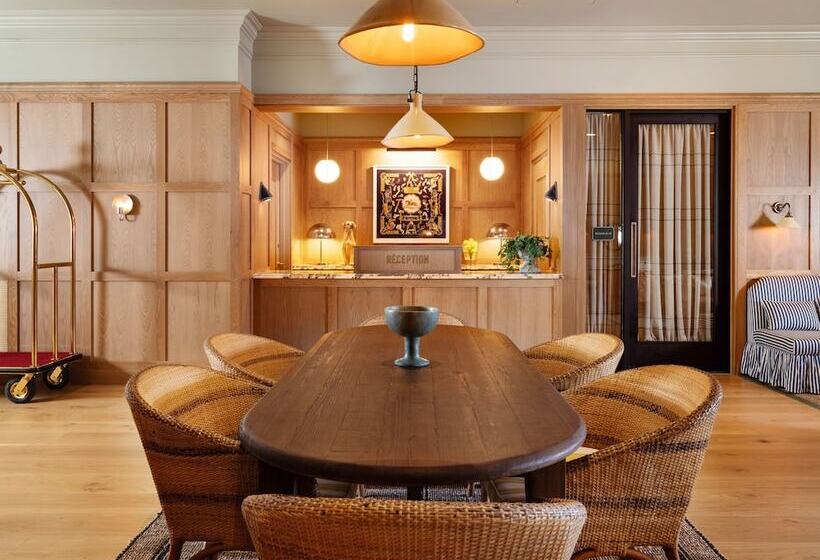 אתר נופש Palihouse Hyde Park Village