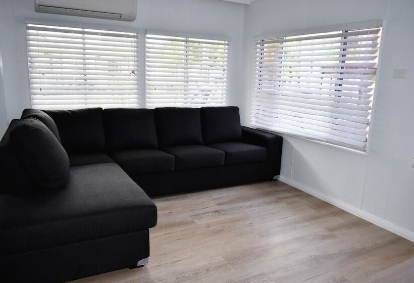 Sussex Palms Holiday Park