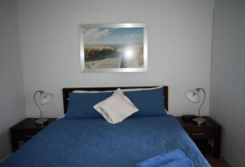 Sussex Palms Holiday Park