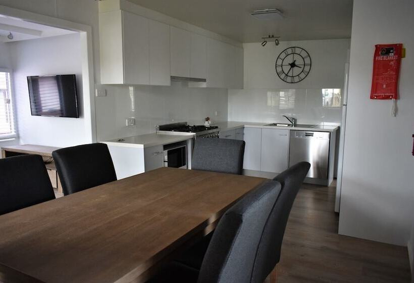 Sussex Palms Holiday Park