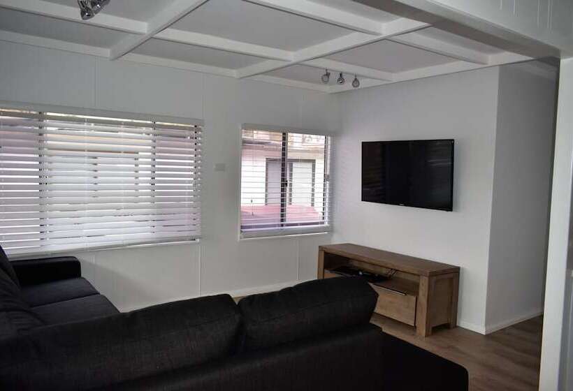 Sussex Palms Holiday Park