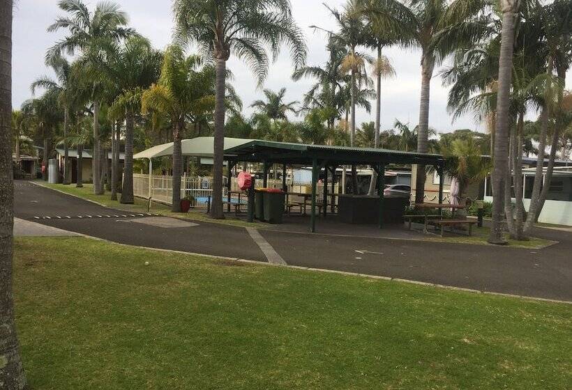 Sussex Palms Holiday Park