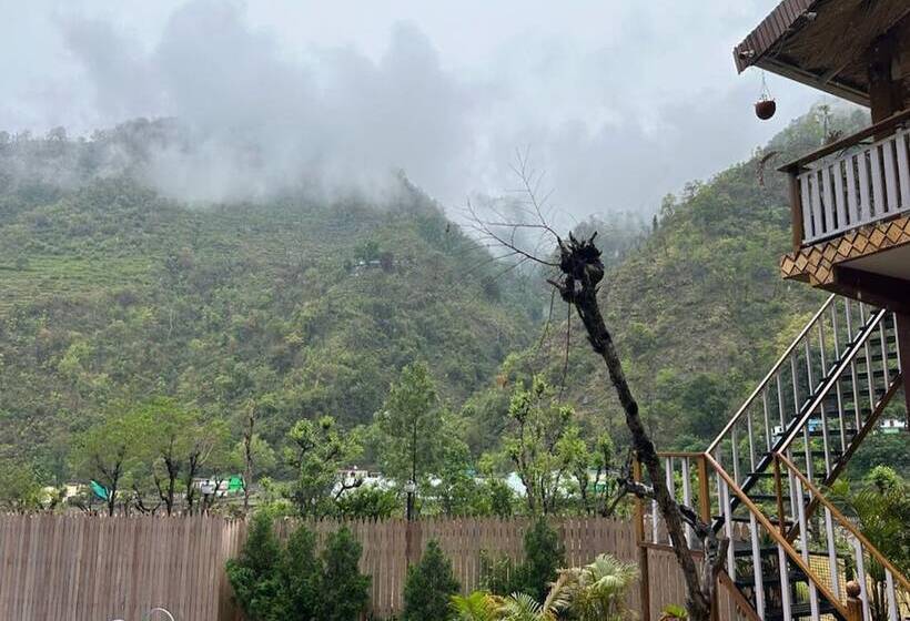 Albergue Panna Resort